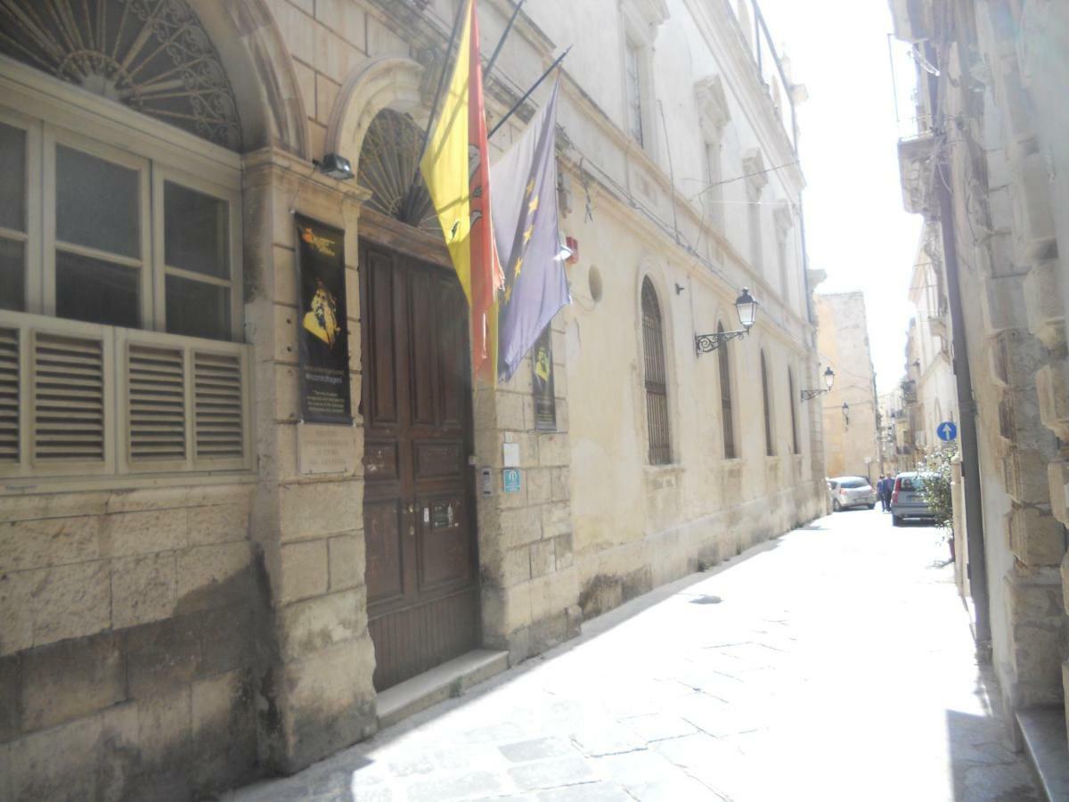 Villa " Casa " Athena " Syrakus Exterior foto